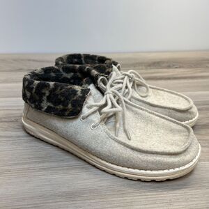 Hey Dude Britt Fur Lined Shoes Booties Cream Cheetah Women Size 10 Comfort Shoes